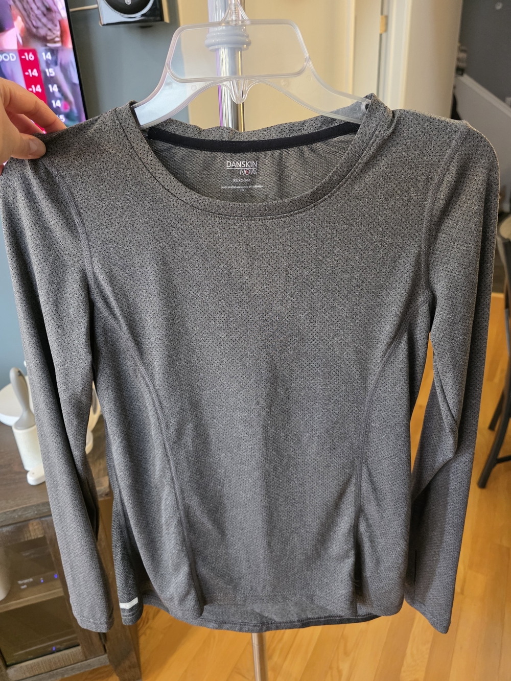 Danskin Now Gray Long-Sleeve Performance Top